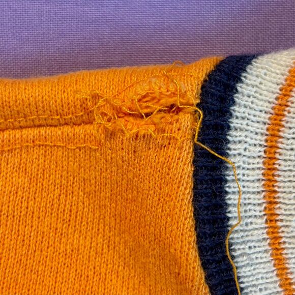 Vintage 90s LEGENDS Tennessee Volunteers Sweatshirt UT Vols Made in USA NCAA SEC - Picture 5 of 6